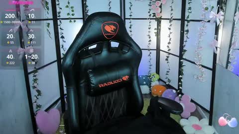 Snapshot of milkycute chatting on 01/26/25, 12:58 milky cute online show from 01/26/25, 12:58