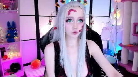Snapshot of milkycute chatting on 03/30/26, 06:42 milky cute online show from 03/30/26, 06:42