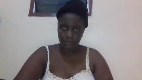 Snapshot of milkyebony254 chatting on 10/26/25, 08:15 milkyebony254 online show from 10/26/25, 08:15