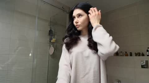 milla bella online show from 01/08/26, 08:55