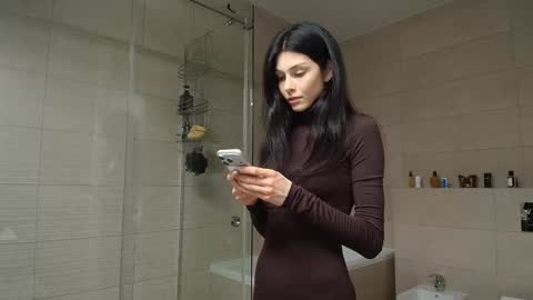 milla bella online show from 02/11/26, 08:14