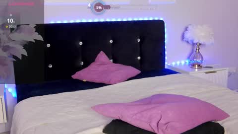 milla_cali online show from 11/22/25, 03:38