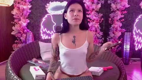 MILLA online show from 02/27/25, 01:38