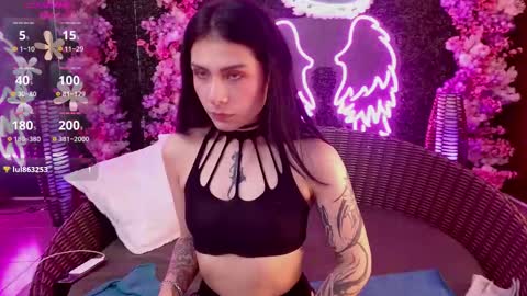 MILLA online show from 10/12/25, 03:00