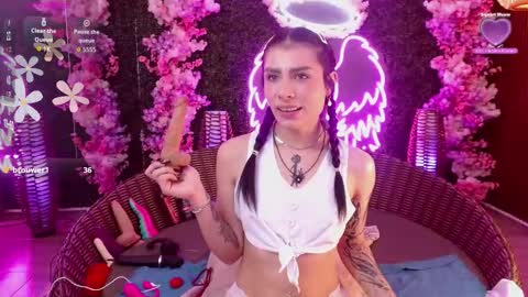 MILLA online show from 10/17/25, 01:46