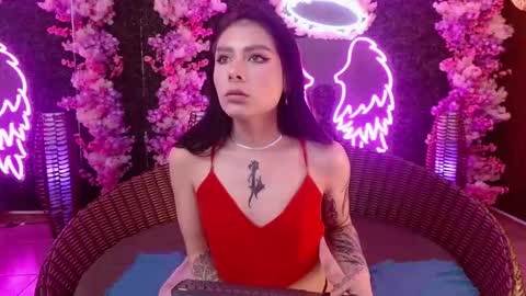 MILLA online show from 10/20/25, 01:44