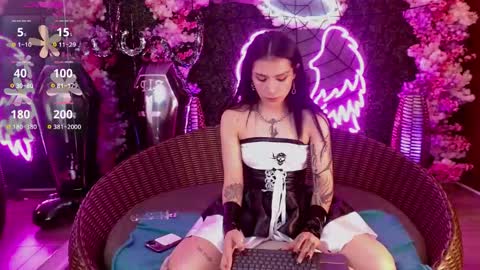 MILLA online show from 10/28/25, 01:36