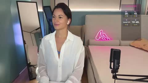 Mila online show from 02/13/25, 08:13