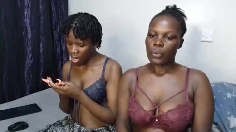 Snapshot of milla_nova chatting on 04/08/26, 12:16 nova online show from 04/08/26, 12:16