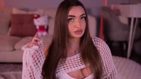 Milla online show from 04/10/26, 05:45