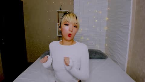 Milla or just Mi online show from 02/13/26, 04:19