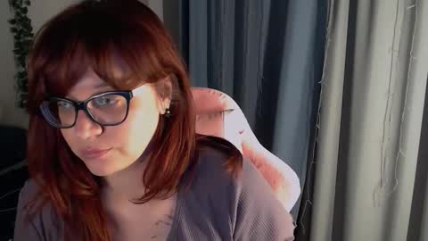 Milla online show from 10/09/25, 04:38