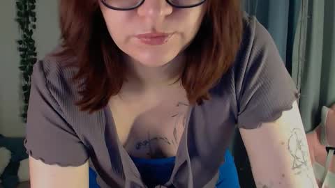 Snapshot of millapoolys chatting on 02/06/26, 02:09 Milla online show from 02/06/26, 02:09