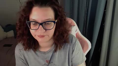 Snapshot of millapoolys chatting on 03/15/26, 04:35 Milla online show from 03/15/26, 04:35