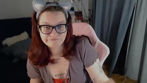 Snapshot of millapoolys chatting on 07/15/26, 03:28 Milla online show from 07/15/26, 03:28