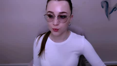 Milla online show from 04/06/26, 10:38