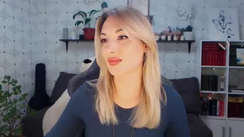 MillaXQueen online show from 05/27/26, 01:19