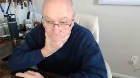 Snapshot of millenium0129 chatting on 11/10/25, 06:07 millenium0129 online show from 11/10/25, 06:07