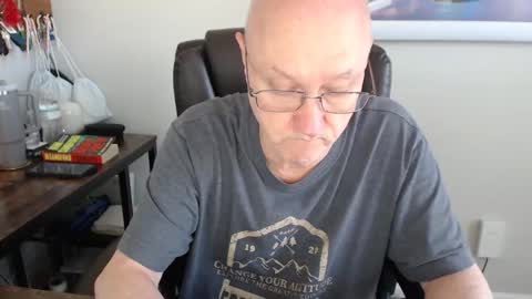 millenium0129 online show from 04/10/26, 06:23