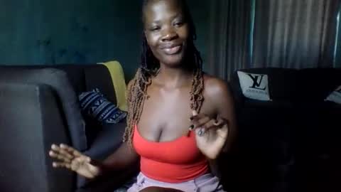 Snapshot of millenium254 chatting on 10/10/25, 09:30 eve online show from 10/10/25, 09:30