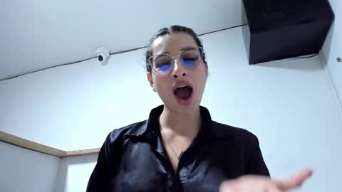 Snapshot of miller_sweet chatting on 03/04/26, 09:21 Aleja online show from 03/04/26, 09:21