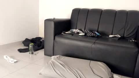 Snapshot of millerjdm chatting on 06/13/26, 06:39 SlimnHungOH online show from 06/13/26, 06:39