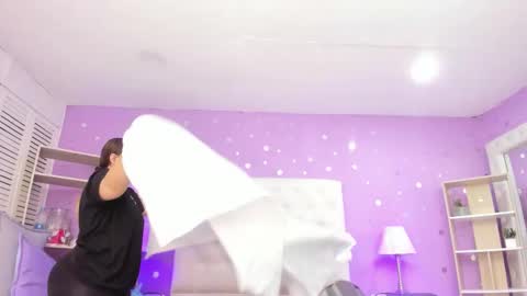 millers_rousse online show from 12/19/25, 12:01