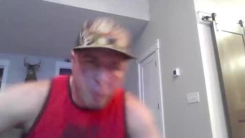 Snapshot of millertimenow34 chatting on 11/28/25, 12:24 millertime feet bigcock hairy straight muscles online show from 11/28/25, 12:24