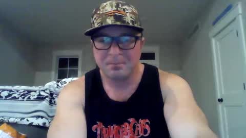 Snapshot of millertimenow34 chatting on 05/12/26, 02:41 millertime feet bigcock hairy straight muscles online show from 05/12/26, 02:41