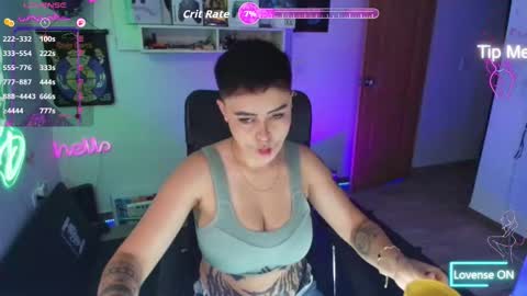 Im girl my name is Johana  online show from 12/03/25, 10:08