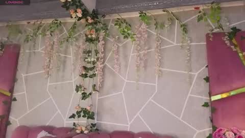 Snapshot of milleyjones_ chatting on 11/24/25, 12:49 milleyjones_ online show from 11/24/25, 12:49