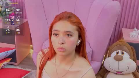 Snapshot of milleyjones_ chatting on 12/17/25, 07:53 milleyjones_ online show from 12/17/25, 07:53