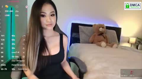 Snapshot of milli_sweets chatting on 05/11/26, 01:22 Milli sweets online show from 05/11/26, 01:22