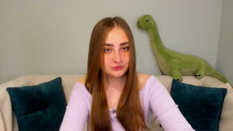Snapshot of millibrooksss chatting on 05/18/26, 01:24 millibrooksss online show from 05/18/26, 01:24