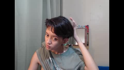 Snapshot of millie_fox21 chatting on 04/21/26, 01:42 Im Milliedont forget to follow me online show from 04/21/26, 01:42