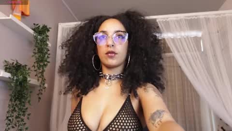 Snapshot of millie_volturi chatting on 05/29/26, 01:31 millie_volturi online show from 05/29/26, 01:31