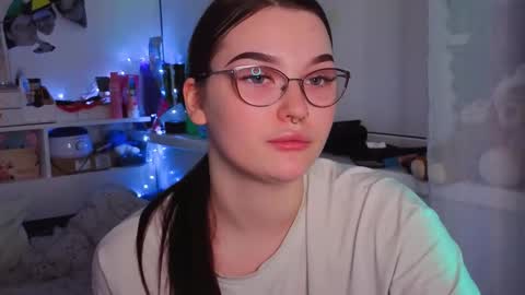 Millie online show from 11/03/25, 09:43