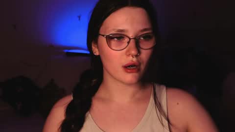 Millie online show from 06/03/26, 02:33