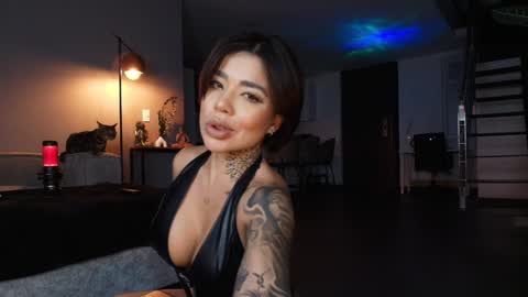 Mila  online show from 01/10/25, 11:29