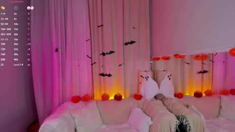 Snapshot of milliminimouse chatting on 10/22/25, 10:42 milliminimouse online show from 10/22/25, 10:42