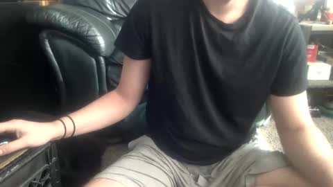 Snapshot of millionsmcgee chatting on 02/11/25, 07:27 Millions online show from 02/11/25, 07:27