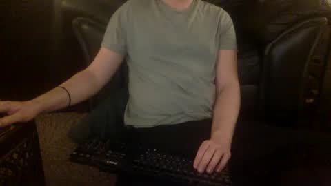 Snapshot of millionsmcgee chatting on 02/16/25, 05:37 Millions online show from 02/16/25, 05:37