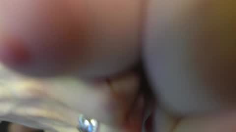 Snapshot of milly____ chatting on 01/22/25, 12:17 Charlie online show from 01/22/25, 12:17