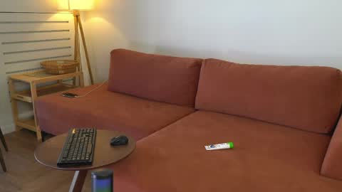 Snapshot of milly____ chatting on 04/02/26, 11:08 Charlie online show from 04/02/26, 11:08