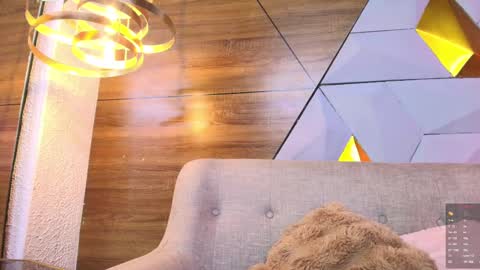 Snapshot of milly_boby chatting on 02/22/25, 02:19 megan online show from 02/22/25, 02:19