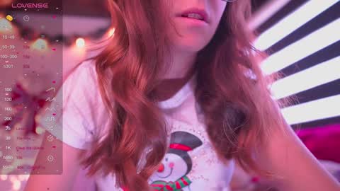 Snapshot of milly_kenner chatting on 12/11/24, 04:53 MILLY online show from 12/11/24, 04:53