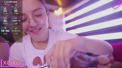 Snapshot of milly_kenner chatting on 01/13/25, 04:30 MILLY online show from 01/13/25, 04:30