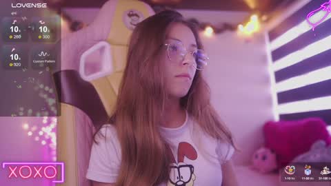 Snapshot of milly_kenner chatting on 01/13/25, 07:31 MILLY online show from 01/13/25, 07:31