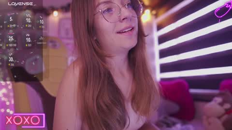 Snapshot of milly_kenner chatting on 01/14/25, 04:50 MILLY online show from 01/14/25, 04:50