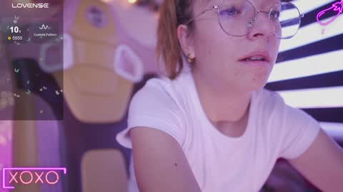 Snapshot of milly_kenner chatting on 01/18/25, 06:21 MILLY online show from 01/18/25, 06:21